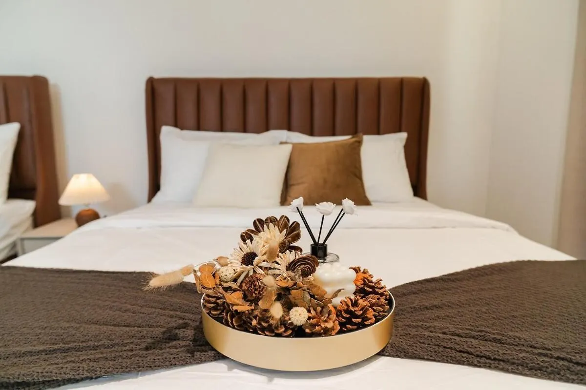 度假居 Georgetown Modern Brown-Colored Ktv 5Br 18Pax H 马来西亚