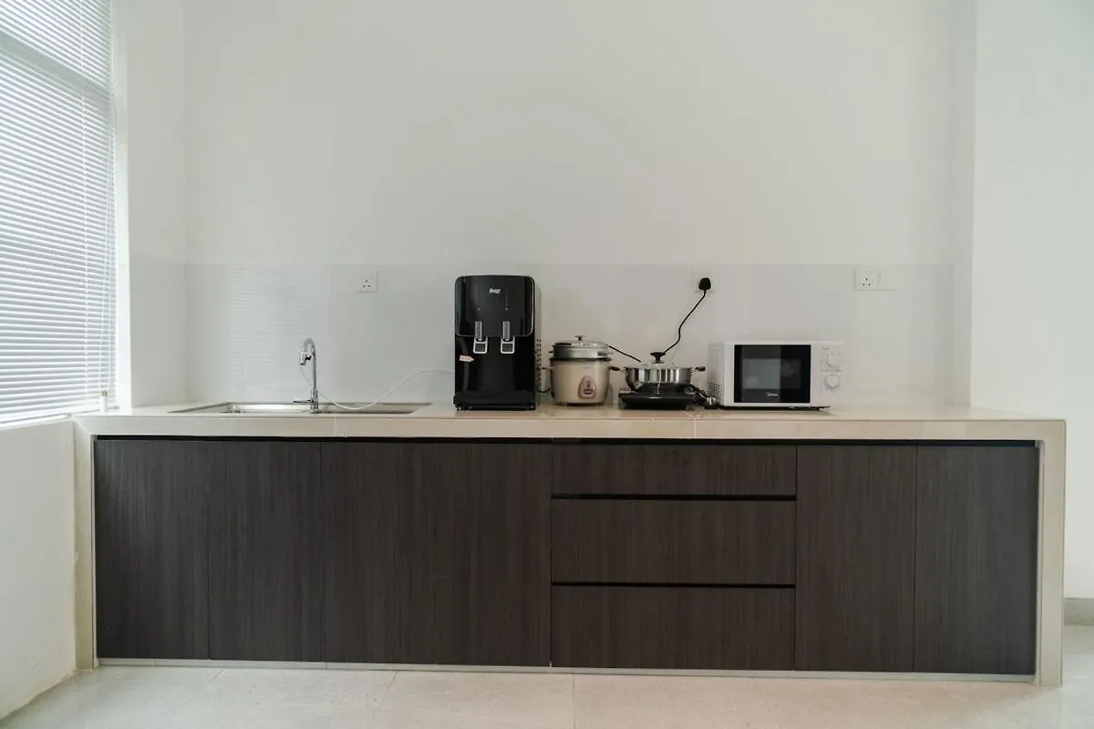 Georgetown Modern Brown-Colored Ktv 5Br 18Pax H 度假居 乔治敦